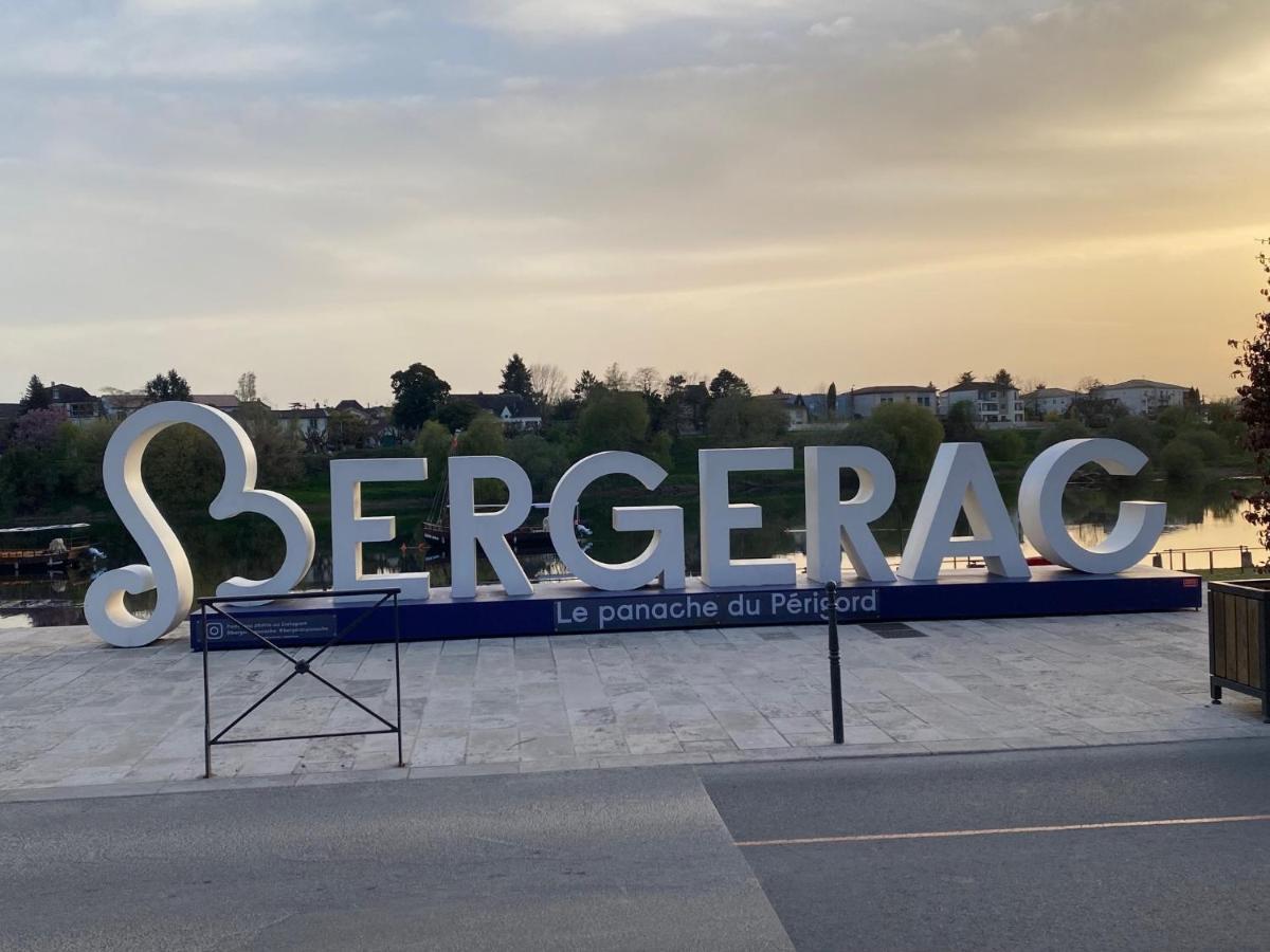Le Parc Lägenhet Bergerac Exteriör bild